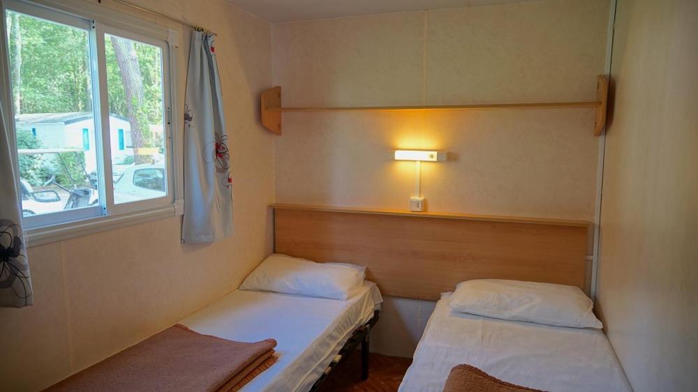 Hotel Les Pins De La Coubre Les Mathes Pokój zdjęcie